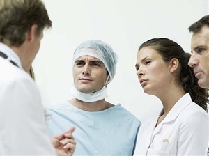 Juniors 'dropping out' of hospital doctor jobs