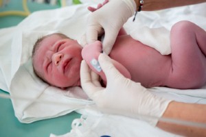 Birth rates in London are set to increase while midwife numbers are falling, meaning more will need to be taken on over the next few years. Image: tatyana_tomsickova via iStock